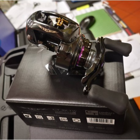Mulinello Daiwa Steez TW 700XHL 